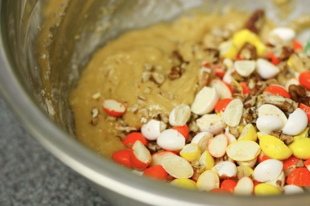 M&M White Chocolate Candy Corn Blondies