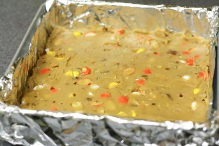 M&M White Chocolate Candy Corn Blondies