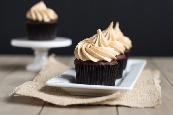 Chocolate Cupcakes with Biscoff Buttercream Icing from thelittlekitchen.net Chocolate Cupcakes with Biscoff Buttercream Icing from thelittlekitchen.net