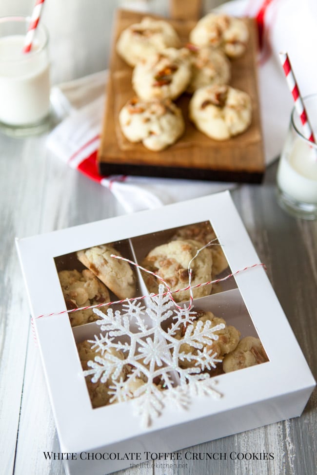 White Chocolate Toffee Crunch Cookies from thelittlekitchen.net White Chocolate Toffee Crunch Cookies from thelittlekitchen.net
