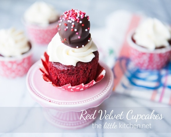 Red Velvet Cupcakes from DualFood Red Velvet Cupcakes from DualFood