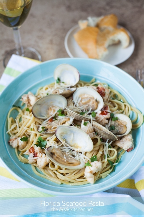 Florida Seafood Pasta in a White Wine Sauce from DualFood Florida Seafood Pasta in a White Wine Sauce