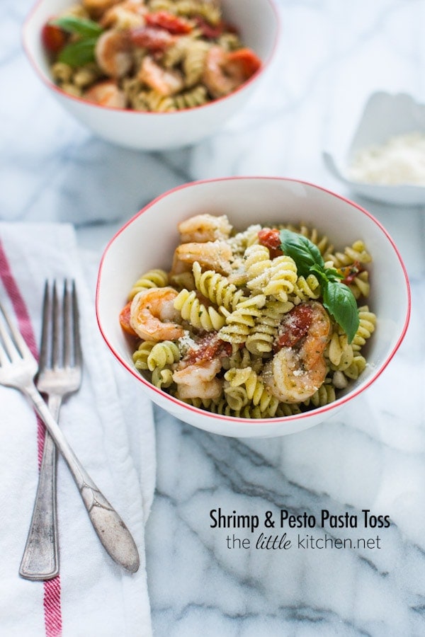 Shrimp and Pesto Pasta Toss from thelittlekitchen.net Shrimp and Pesto Pasta Toss from thelittlekitchen.net