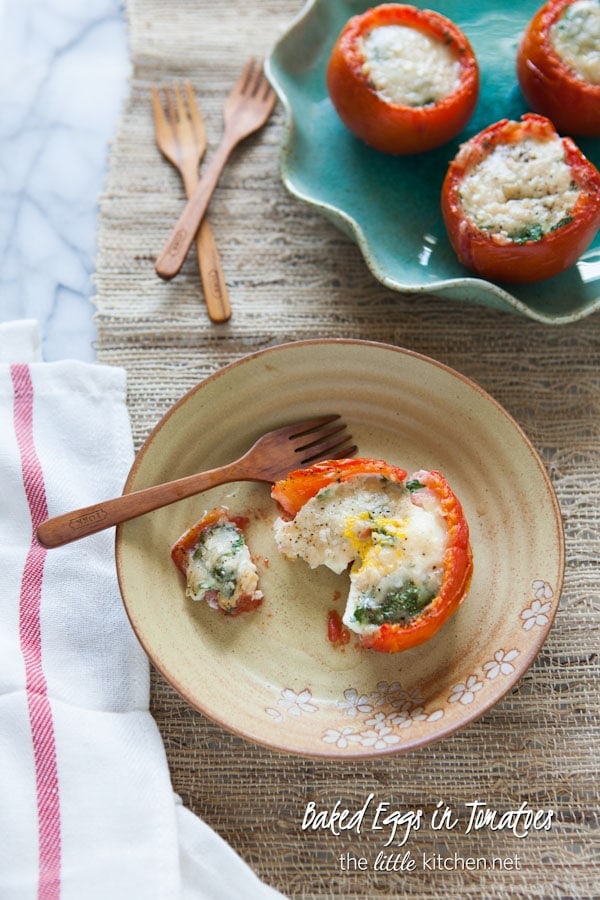 Baked Eggs in Tomatoes from thelittlekitchen.net Baked Eggs in Tomatoes from thelittlekitchen.net