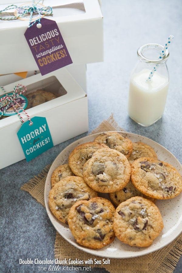 Double Chocolate Chunk Cookies with Sea Salt from thelittlekitchen.net #fbcookieswap Double Chocolate Chunk Cookies with Sea Salt from thelittlekitchen.net #fbcookieswap