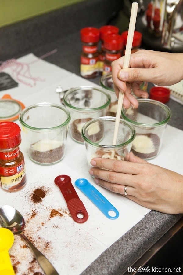 Homemade Taco Seasoning thelittlekitchen.net Homemade Taco Seasoning thelittlekitchen.net