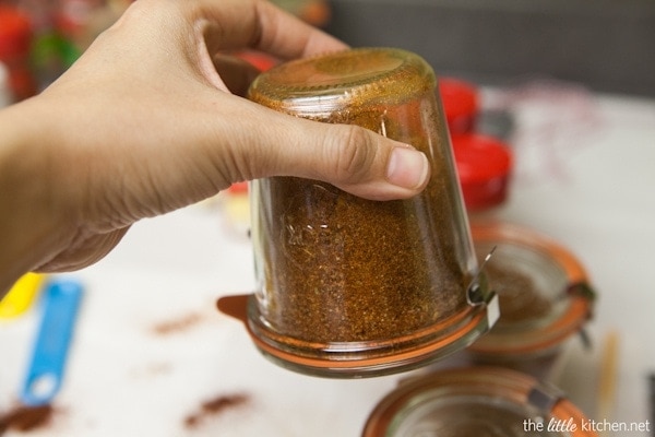 Homemade Taco Seasoning thelittlekitchen.net Homemade Taco Seasoning thelittlekitchen.net