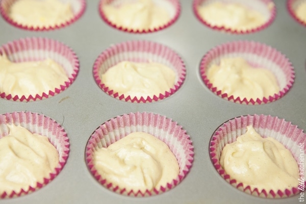 Birthday Vanilla Cupcakes from thelittlekitchen.net Birthday Vanilla Cupcakes from thelittlekitchen.net