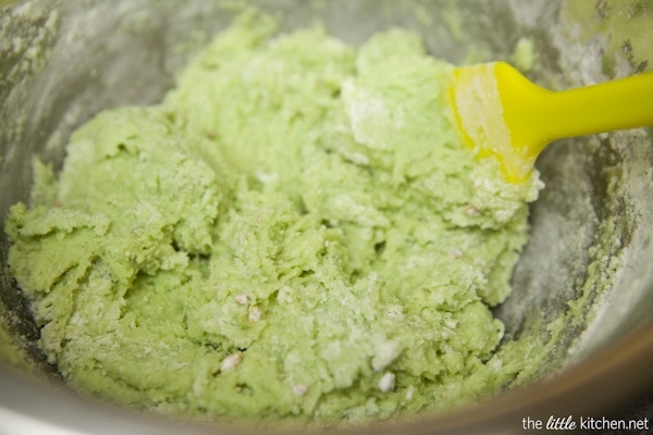 Pistachio Pudding Cupcakes from thelittlekitchen.net Pistachio Pudding Cupcakes from thelittlekitchen.net