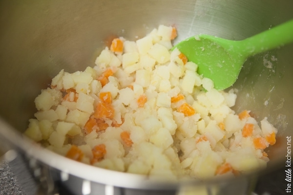 Mashed Potatoes and Carrots from thelittlekitchen.net Mashed Potatoes and Carrots from thelittlekitchen.net