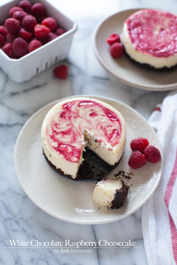 White Chocolate Raspberry Cheesecake from thelittlekitchen.net White Chocolate Raspberry Cheesecake from thelittlekitchen.net