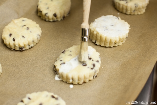Chocolate Chip Scones from thelittlekitchen.net Chocolate Chip Scones from thelittlekitchen.net
