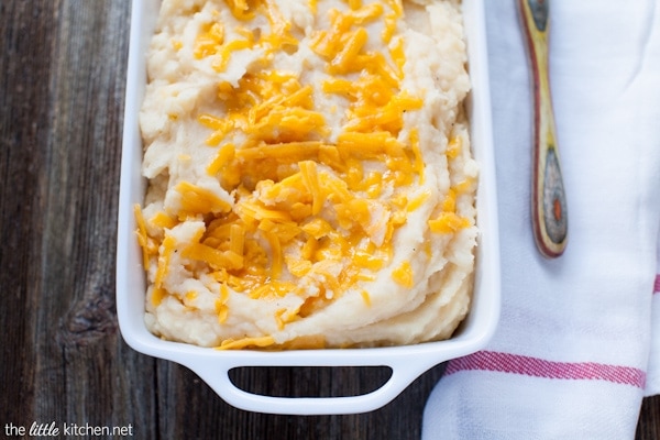 Cheesy Mashed Potatoes from thelittlekitchen.net Cheesy Mashed Potatoes from thelittlekitchen.net