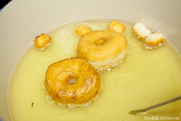 Strawberry Shortcake Donuts from thelittlekitchen.net Strawberry Shortcake Donuts from thelittlekitchen.net