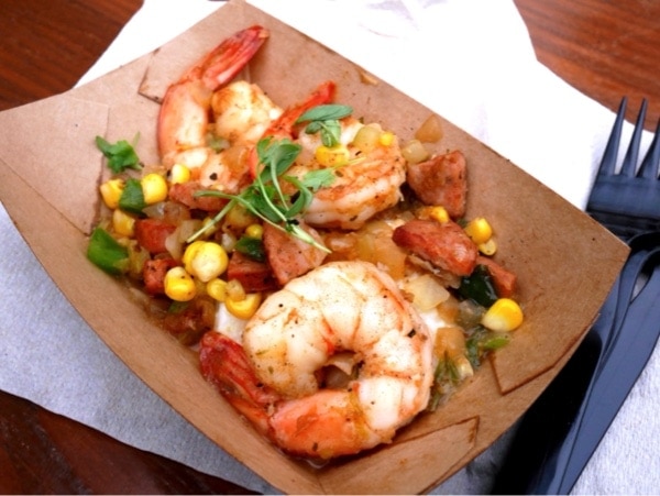 Epcot Flower & Garden Festival Walt Disney World // DualFood Epcot Flower & Garden Festival Walt Disney World // DualFood