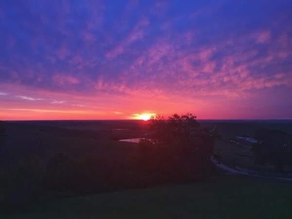 The Pioneer Woman's Ranch in Oklahoma Sunrise thelittlekitchen.net The Pioneer Woman's Ranch in Oklahoma Sunrise thelittlekitchen.net