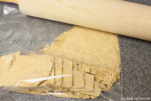 Peanut Butter Cookie Pie Bars from thelittlekitchen.net Peanut Butter Cookie Pie Bars from thelittlekitchen.net