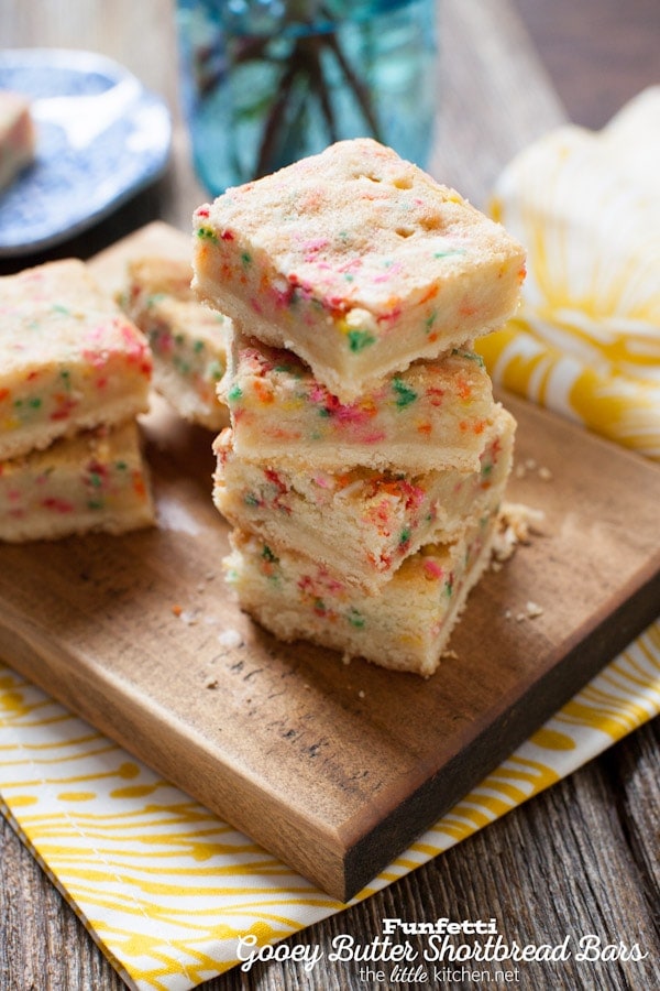 These bars are so gooey and perfect...the sprinkles are a must! Funfetti Gooey Butter Shortbread Bars from thelittlekitchen.net These bars are so gooey and perfect...the sprinkles are a must! Funfetti Gooey Butter Shortbread Bars from thelittlekitchen.net