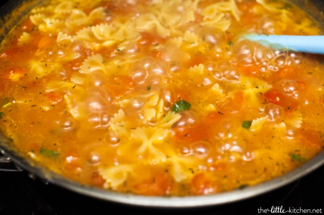 One Pot Lasagna Pasta from thelittlekitchen.net One Pot Lasagna Pasta from thelittlekitchen.net