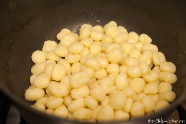 Shrimp Alfredo Gnocchi from thelittlekitchen.net Shrimp Alfredo Gnocchi from thelittlekitchen.net
