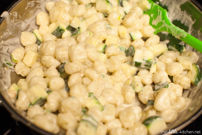 Shrimp Alfredo Gnocchi from thelittlekitchen.net Shrimp Alfredo Gnocchi from thelittlekitchen.net