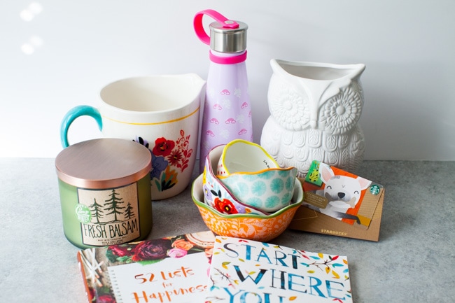 Favorite Things Holiday Giveaway Favorite Things Holiday Giveaway