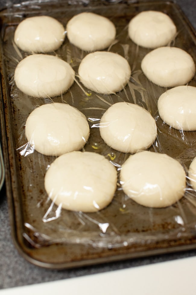 Cheddar Cheese Cloverleaf Rolls from thelittlekitchen.net Cheddar Cheese Cloverleaf Rolls from thelittlekitchen.net