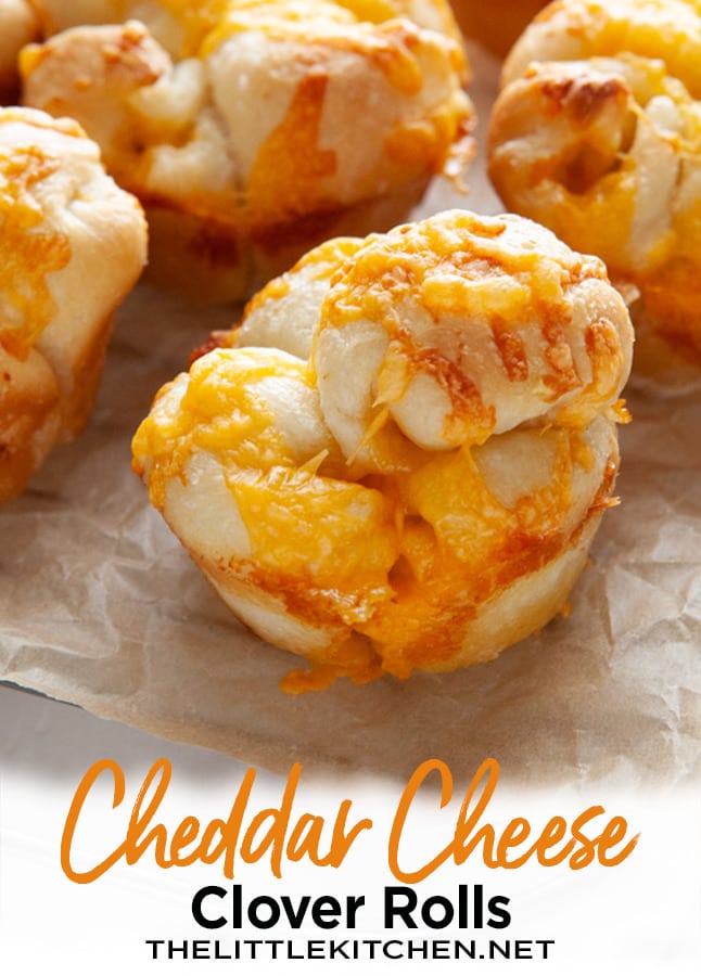 Cheddar Cheese Cloverleaf Rolls from thelittlekitchen.net Cheddar Cheese Cloverleaf Rolls from thelittlekitchen.net