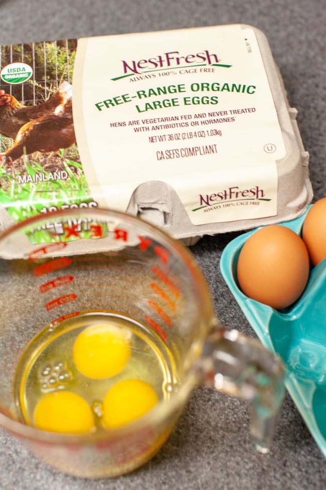 Five Ingredient Breakfast Egg Cups from thelittlekitchen.net Five Ingredient Breakfast Egg Cups from thelittlekitchen.net
