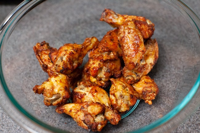 Buffalo Air Fryer Chicken Wings from thelittlekitchen.net Buffalo Air Fryer Chicken Wings from thelittlekitchen.net